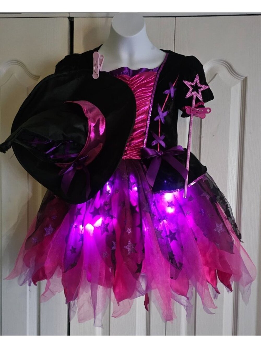 Sparkle Light-Up Witch Costume Toddler Girl 4-6 Hat Wand Dress Purple Halloween